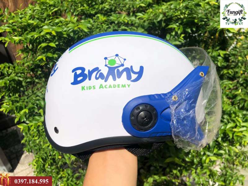 Mũ bảo hiểm trẻ em in logo quảng cáo