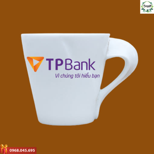 Ly sứ in logo TP bank