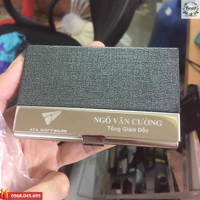 Hộp đựng namecard bằng da đẹp cho nữ doanh nhân