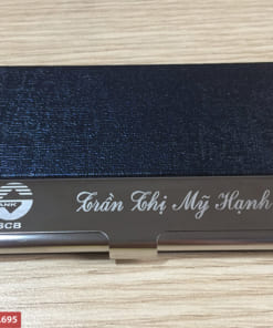 Hộp Name card khắc tên