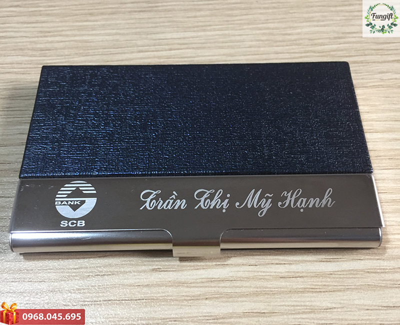Hộp Name card khắc tên