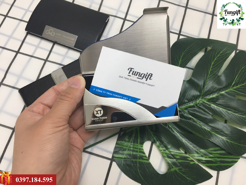 Ví đựng name card khắc tên