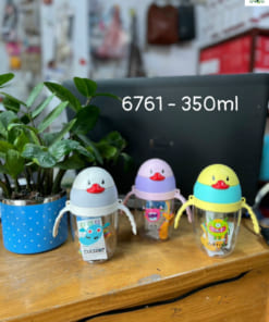 Bình uống nước cho bé có ống hút
