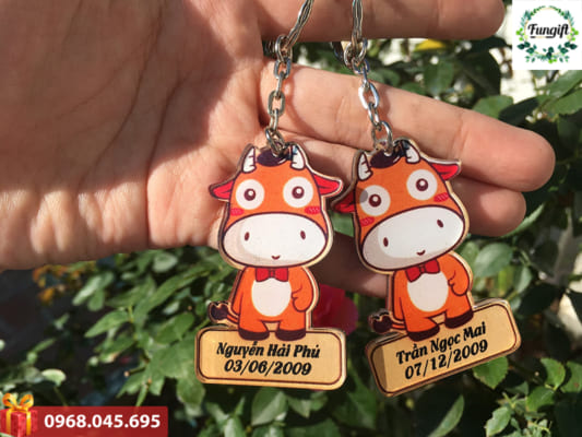 Móc khoa in theo yêu cầu