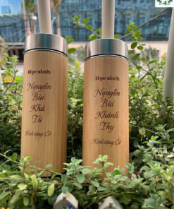 Bình tre khắc chữ