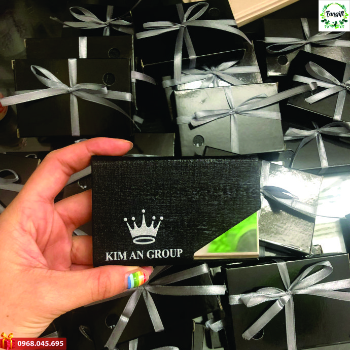 Hộp đựng namecard in logo