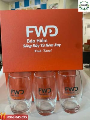 các mẫu cốc thủy tinh quà tặng