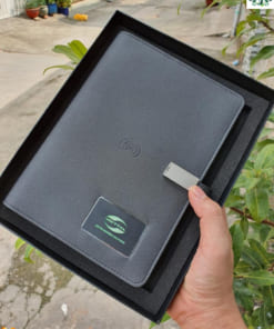 Sổ sạc dụ phòng đa năng