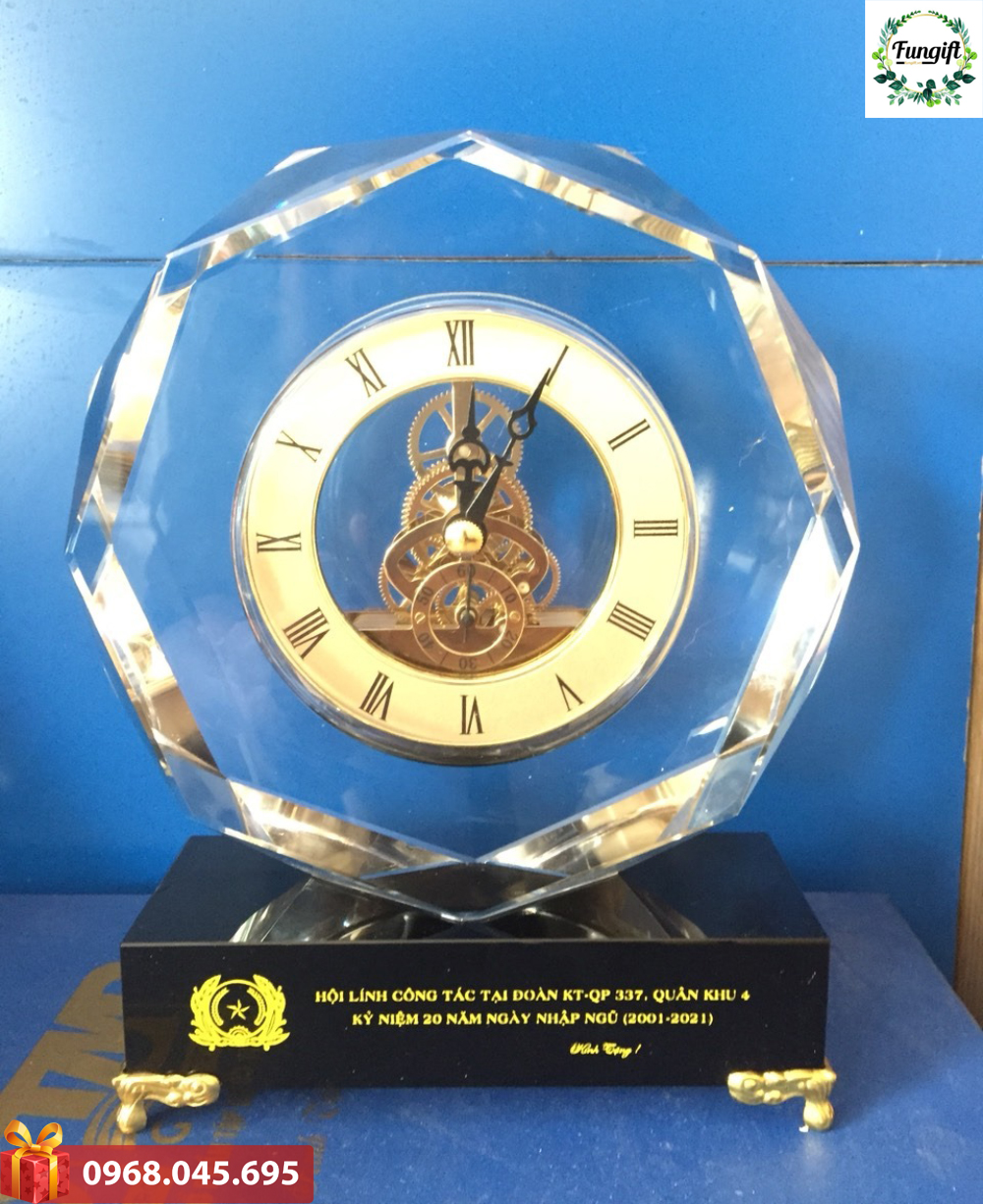 Cúp vinh danh giá rẻ