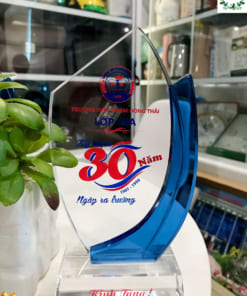 Cúp vinh danh thủ đô