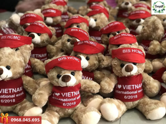 Làm gấu cử nhân theo yêu cầu