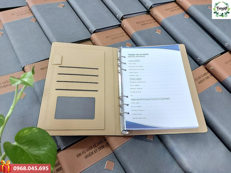 Sản xuất sổ bìa da