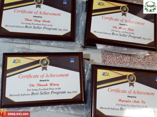 Bảng vinh danh giá rẻ