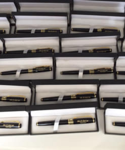 Bút khắc tên theo yêu cầu