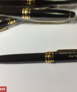 Bút ký khắc tên theo yêu cầu