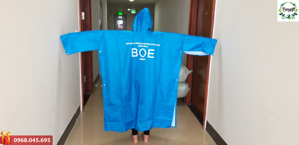 Đặt in áo mưa quà tặng