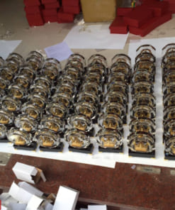 Đồng hồ kỷ niệm chương