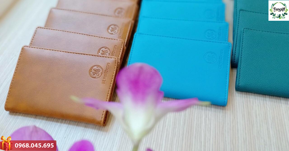 Ví đựng passport quà tặng