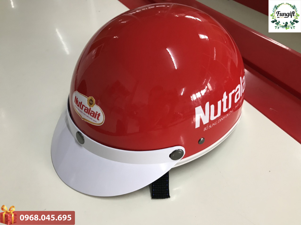 Mũ bảo hiểm quà tặng