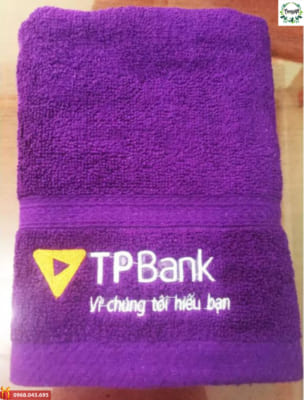 Thêu logo lên khăn theo yêu cầu