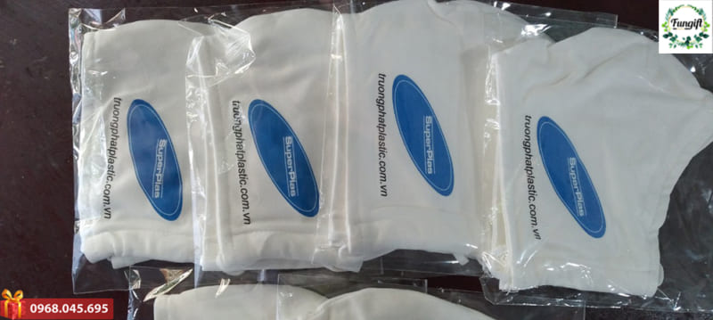 Khẩu trang kháng khuẩn quà tặng