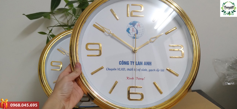 Địa chỉ in logo lên đồng hồ tại Hà Nội 