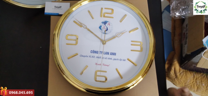 Xưởng sản xuát đồng hồ in logo