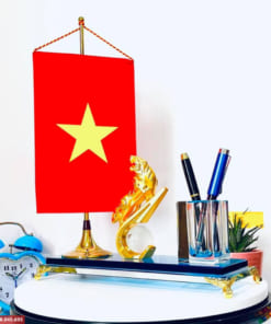 Hộp đựng bút để bằng pha lê