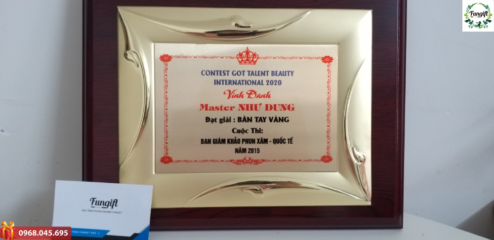 Mẫu bảng vinh danh đẹp 