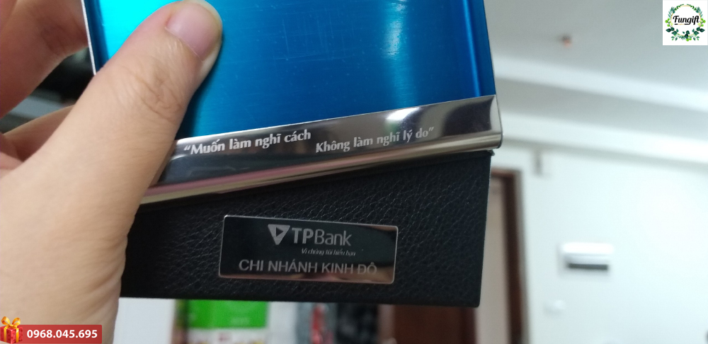 Hộp name card cao cấp