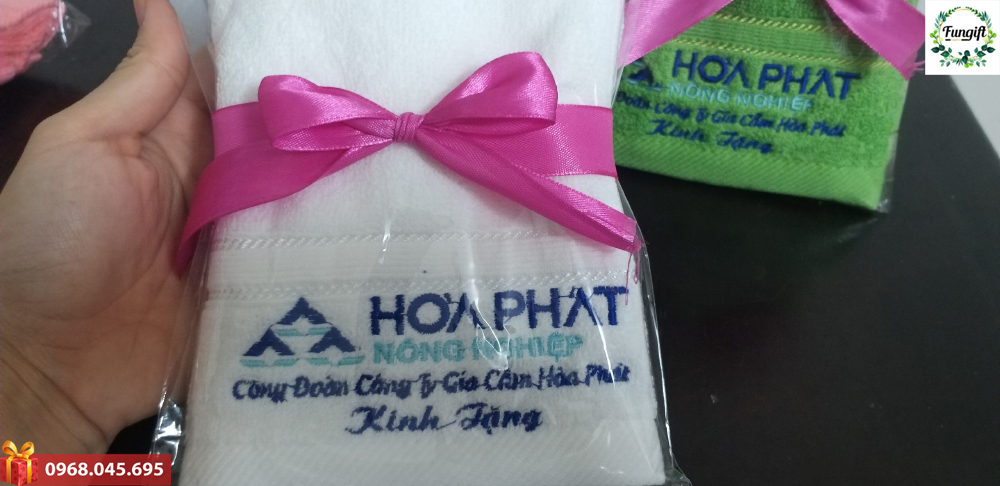 Khăn cotton thêu logo theo yêu cầu 