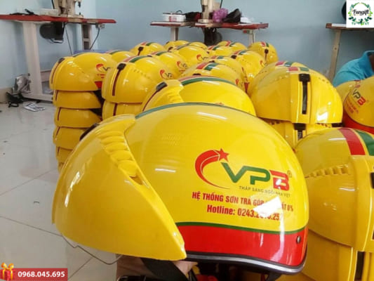 Mũ bảo hiểm quảng cáo