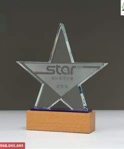 Mẫu cúp pha lê đẹp nhất hiện nay