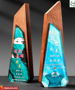 Cơ sở sản xuất biểu trưng pha lê