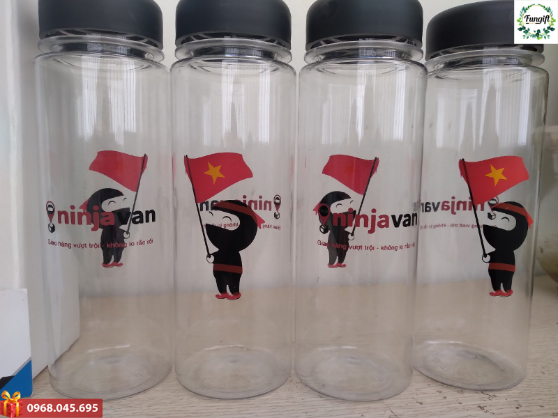 BÌnh nước in logo Ninjavan