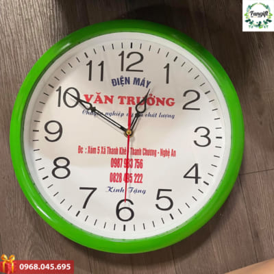 Đồng hồ treo tường quà tặng