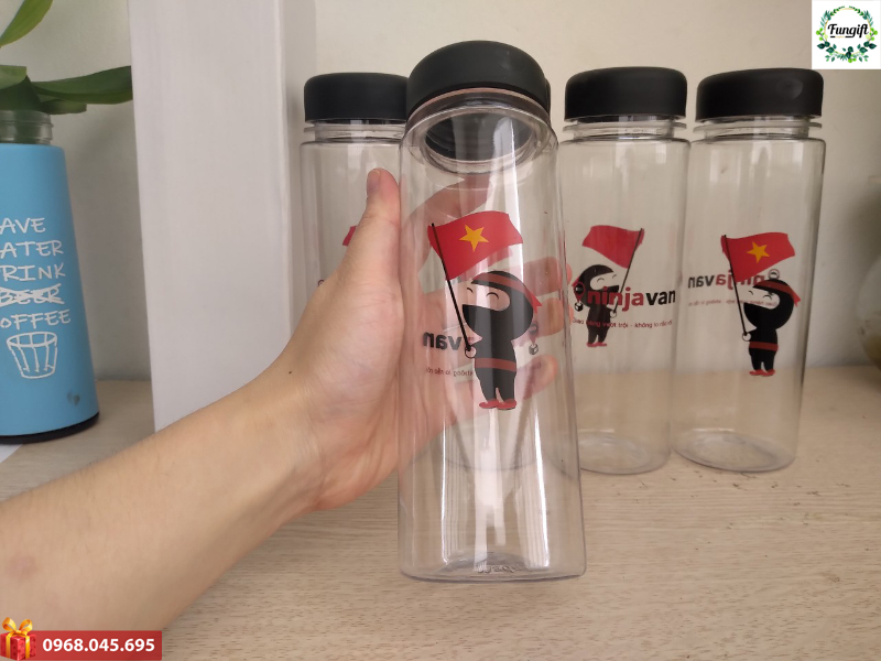 Xưởng in bình nước theo yêu cầu