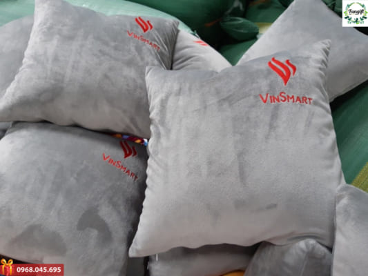 Gối nhồi bông in logo giá rẻ theo yêu cầu