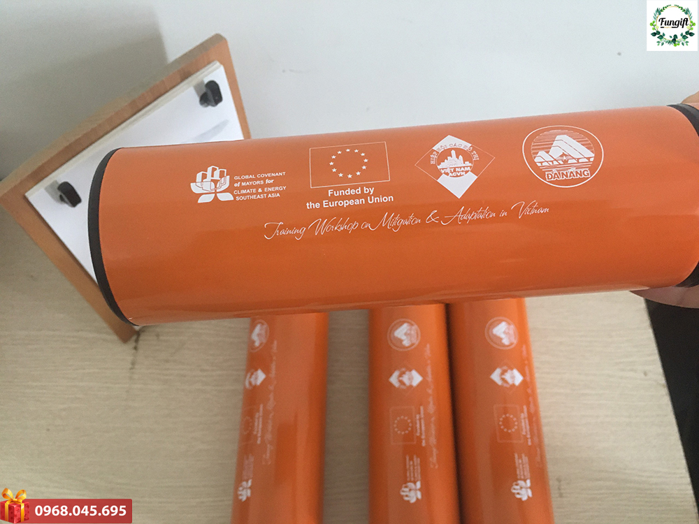 Bình nước giữ nhiệt quà tặng