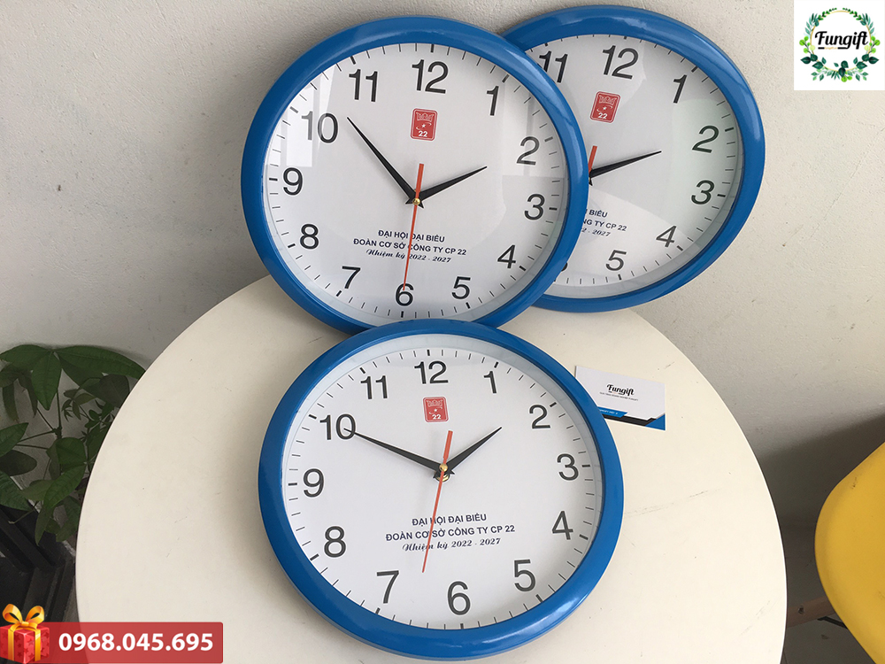 Đồng hồ treo tường in logo Hà Nội