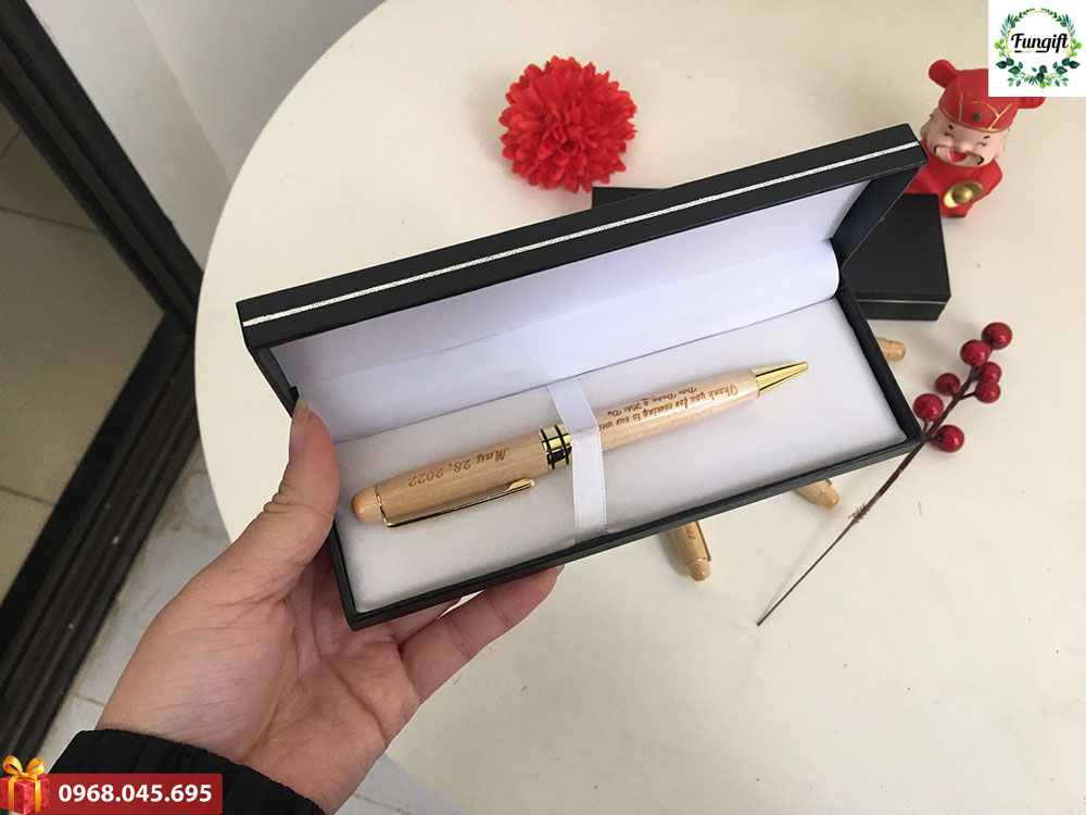 Khắc bút gỗ Hà Nội
