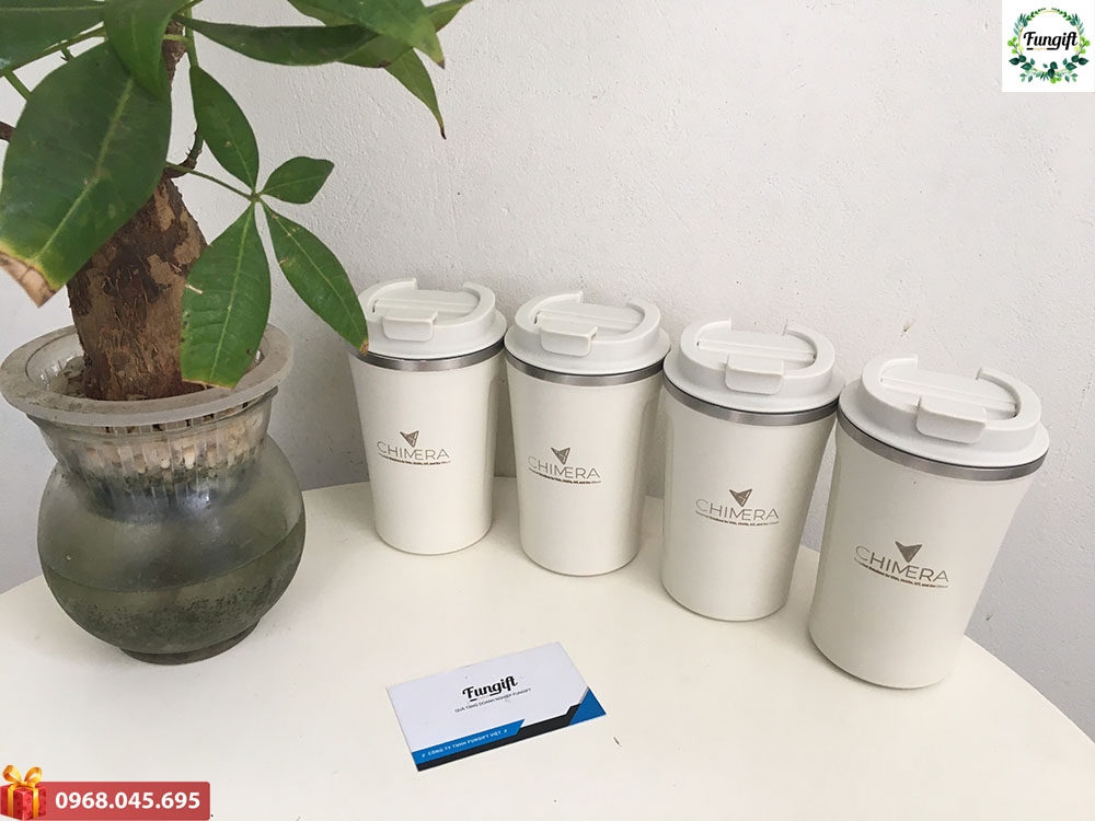 Khắc tên lên cốc giữ nhiệt quà tặng