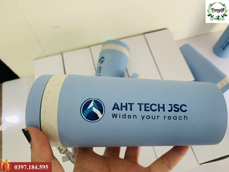 Bình nước in logo theo yêu cầu