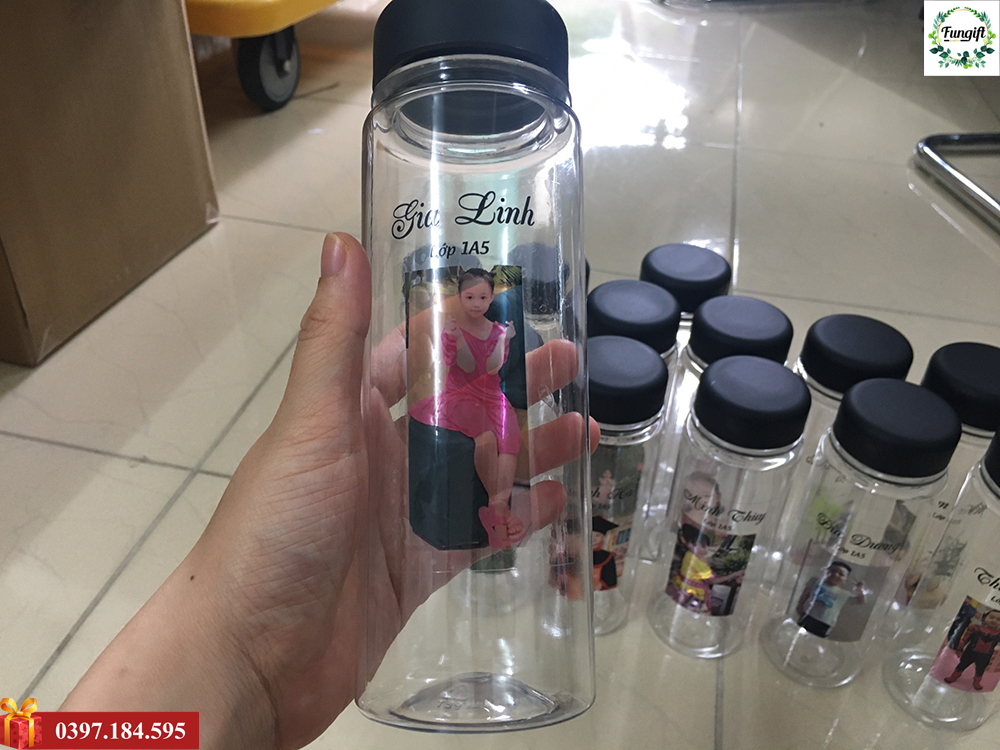 Bình nước nhựa quà tặng