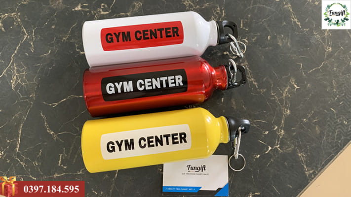 Bình nước tập gym in logo theo yêu cầu