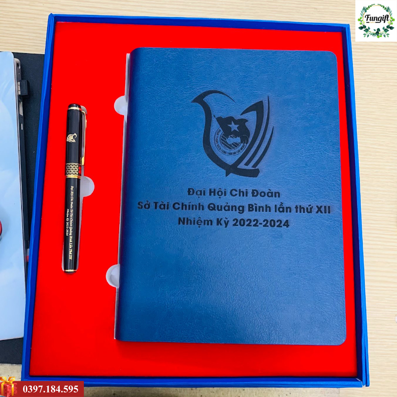 Khắc tên logo lên sổ da