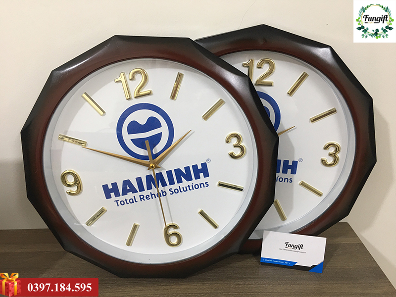 Làm đồng hồ treo tường theo yêu cầu