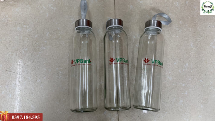 Bình đựng nước thủy tinh quà tặng