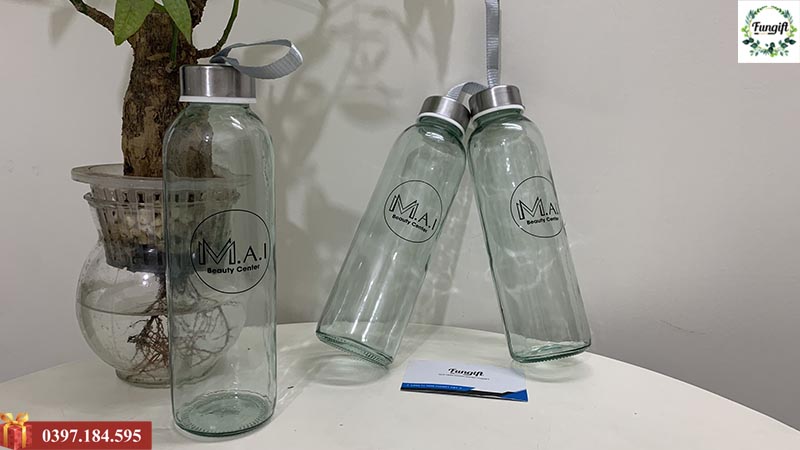 Bình nước thủy tinh quà tặng