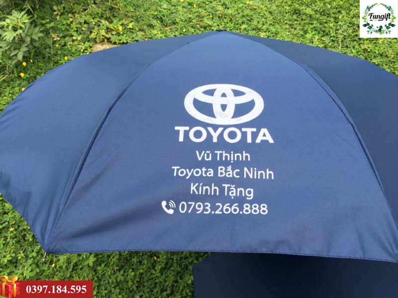 In logo lên ô dù theo yêu cầu